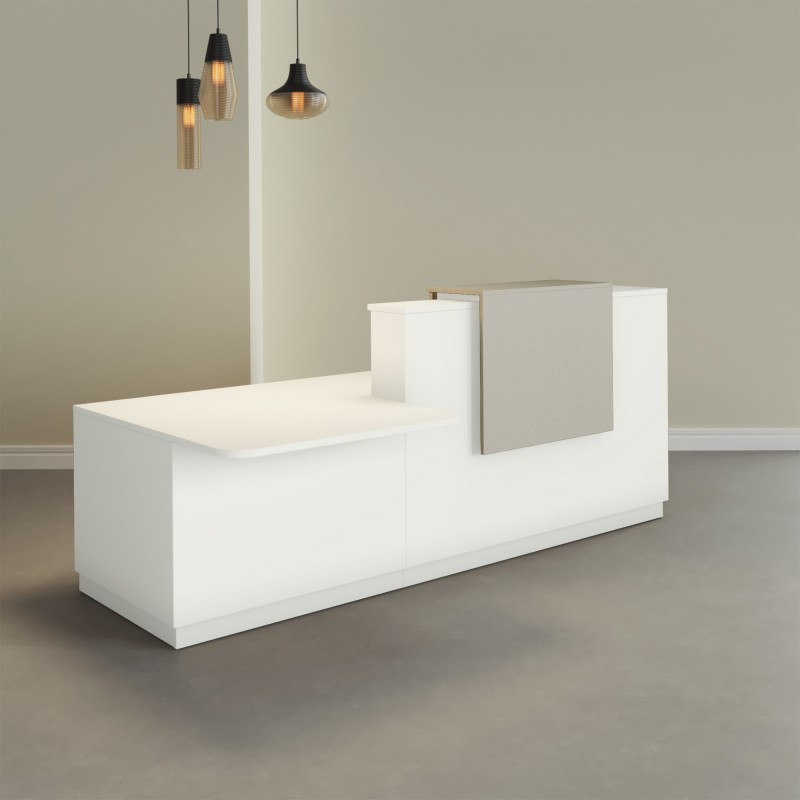 Mostrador accesible blanco con altillo plata