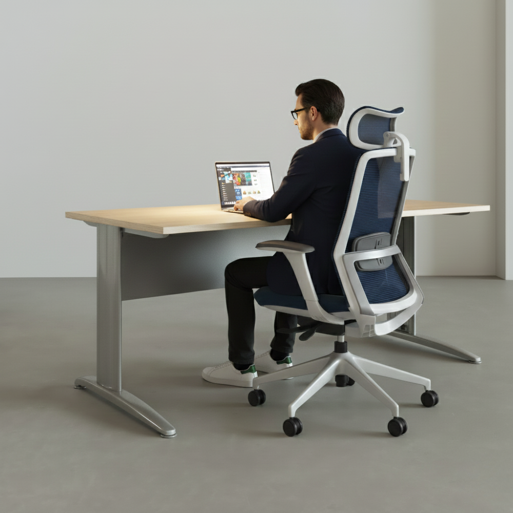 Bureaustoel Emma Plus bij bureau