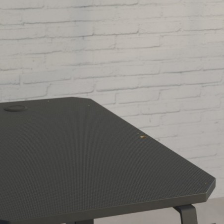 Gaming bureau met accessoires