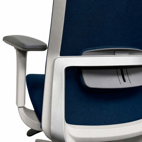 Detail van de stoel Emma Plus Blauw